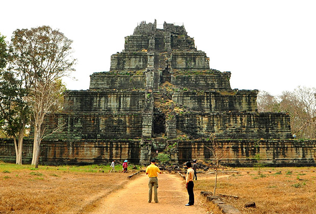 Full-Day Trip to Preah Vihear, Koh Ker & Beng Mealea