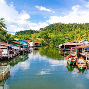 Kampong Phluk Floating Village Tour by Boat