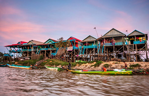 Kampong Phluk Floating Village Tour by Boat