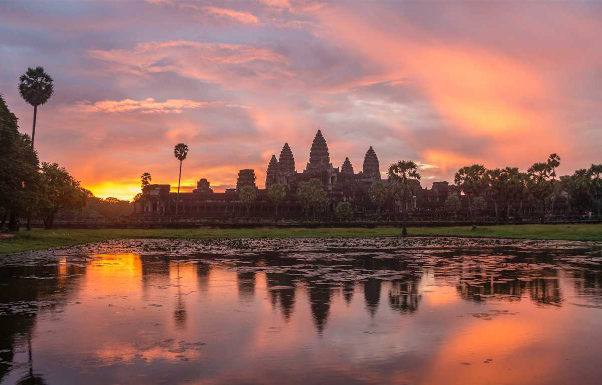 Discover Best of Angkor Wat Sunrise