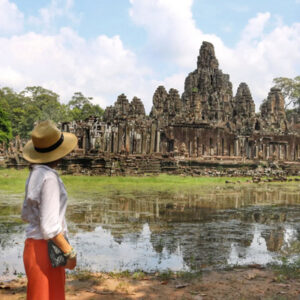 2-Day Ultimate Trip to Angkor Wat with Breakfast