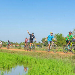 2 Days Angkor Wat Sunrise with Bike Tour from Siem Reap