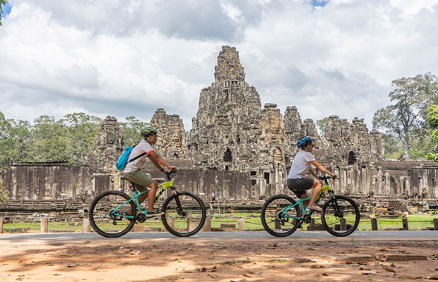 3-Day Discover Cycling Tour With Angkor Wat Including Lunch