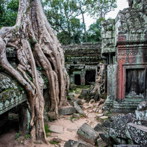 3 Days Private Adventure to Discover Beautiful Ancient Temples