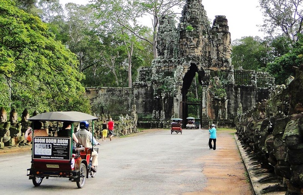 Angkor Wat Private Tuk-Tuk Day Tour from Siem Reap