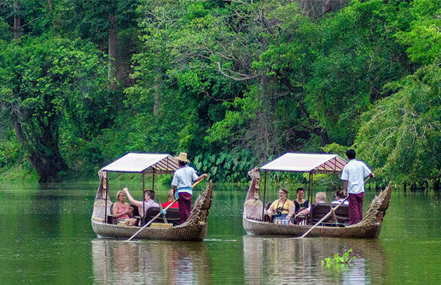 Beautiful Sunset with Angkor Gondola Boat Ride