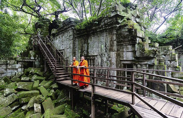 Beng Mealea, Kbal Spean & Banteay Srei Private Tour