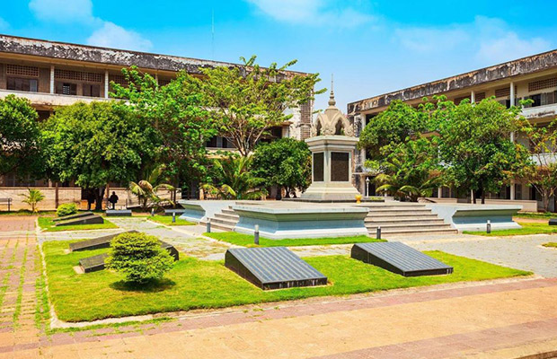 The Killing Fields & Tuol Sleng Genocide Museum Phnom Penh Tour