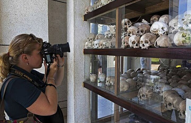 The Killing Fields & Tuol Sleng Genocide Museum Phnom Penh Tour